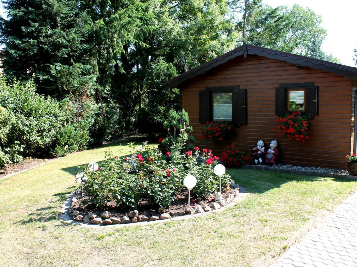 Pretty Bungalow In Neubukow With Garden, Roof 외부 사진
